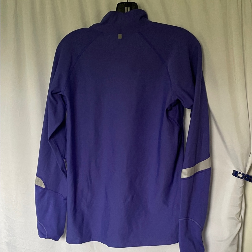 Nike Dri-FIT Purple Performance Shirt - Picture 3 of 4
